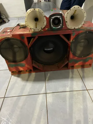 Som automotivo funcionando tudo 