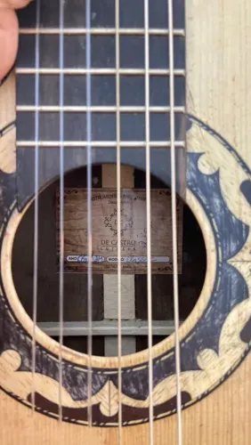 Violão naylon canhoto Luthier de Castro,captação fishman 