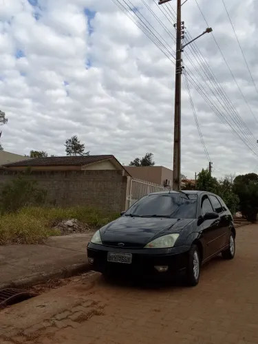 Ford Focus Ghia/ XR 2.0 /ghia 2.0 16V Flex 5P 2004