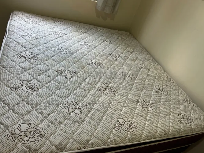 Cama box super king
