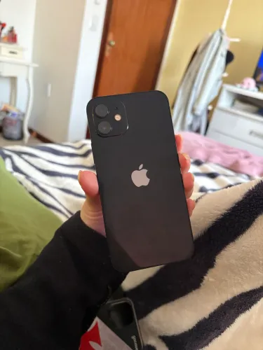 iPhone 12 64GB
