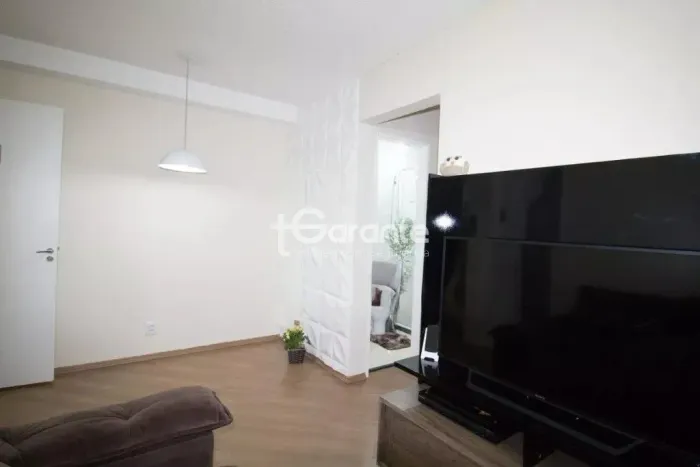 Apartamento à venda  48m², próximo ao Metrô Guilhermina-Esperança