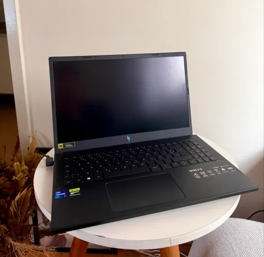 Acer Nitro V15 i7 RTX 4050 ? 16GB RAM | 512GB SSD | 15,6?