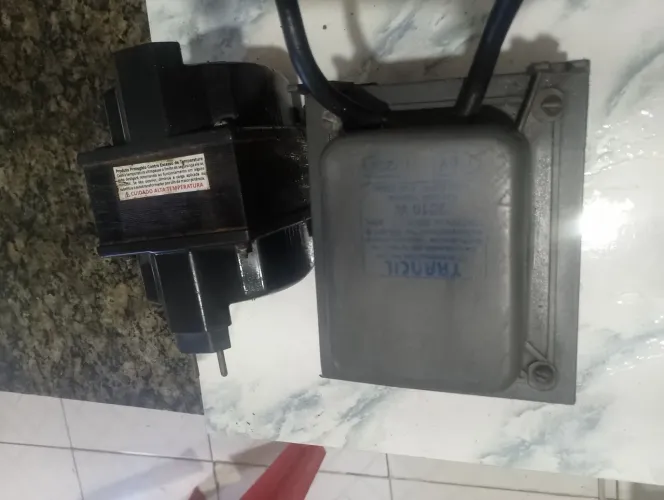 Oportunidade! Transformadores de voltagem bivolt 