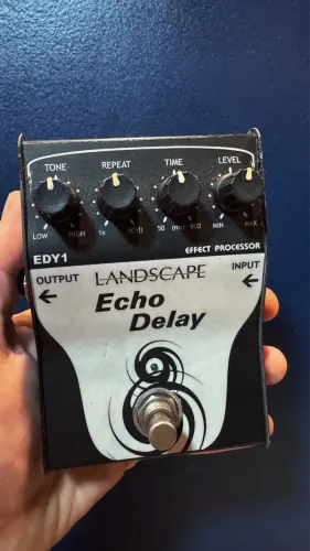 PEDAL LANDSCAPE ECHO DELAY