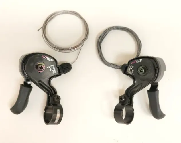 Par de Trocadores de Marcha Shimano Altus C20 - Estoque Antigo Sem Uso