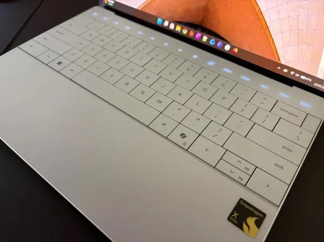 Dell XPS 13 9345 OLED Touch | Snapdragon X Elite | 32GB RAM | 1TB SSD | NF e Garantia
