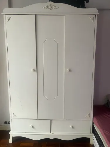Guarda roupa infantil