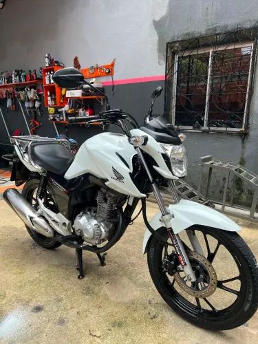 Pra vender logo, Cargo único dono<br>38km<br>Valor a negociar<br>Moto seminova.
