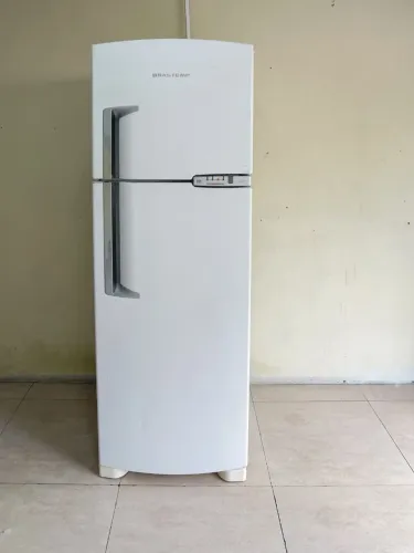 GELADEIRA BRASTEMP FROSTFREE 220V 400L FUNCIONANDO PERFEITAMENTE 