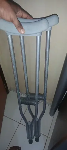 Muletas seminovas