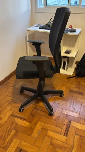CADEIRA de ESCRITORIO estilo PRESIDENTE