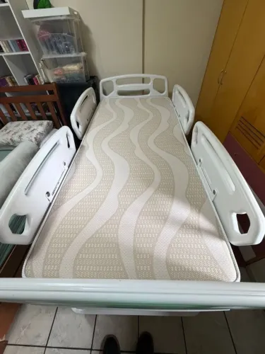 Cama elétrica/hospitalar