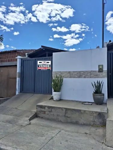 Vendo minha casa com URGÊNCIA