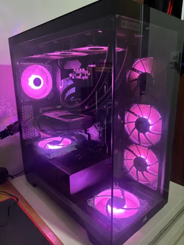 ? PC Gamer / Workstation High-End Ryzen 9 5900XT + RTX 5060 + 64GB + 4TB SSD ?