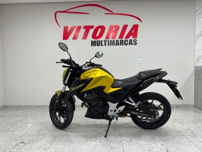 Cb 300 F twister 2023