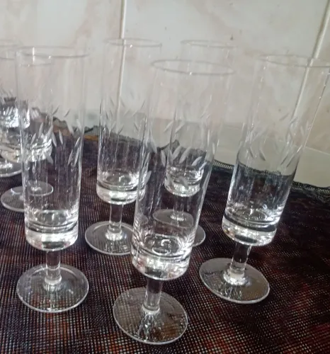 Conjunto de Taças e copos de cristal lapidados