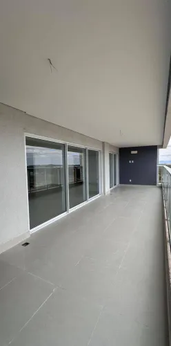 Apartamento com 3 Suites no Brasil Beach