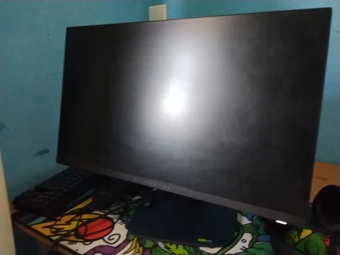VENDO MONITOR ALIENWARE 320HZ