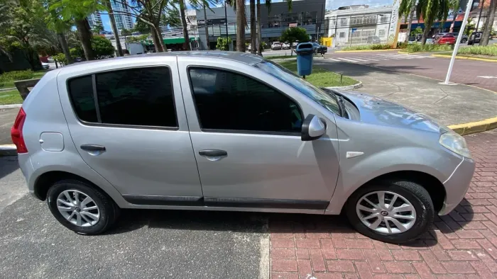 Renault Sandero Expression Hi-flex 1.0 16V 5P 2011