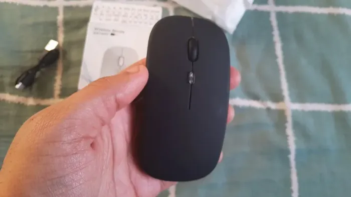 Mouse sem fio RGB