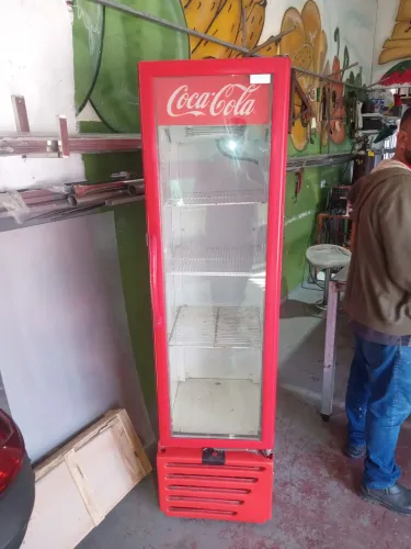 Geladeira eslim 