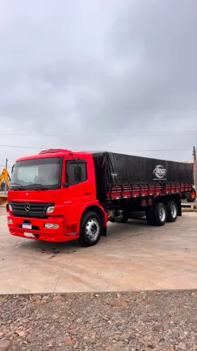 Atego 2425 2011 Graneleiro 