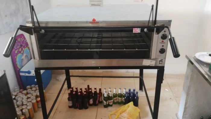 Vende - se Forno elétrico!