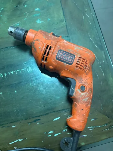 Furadeira black&decker TM500B2