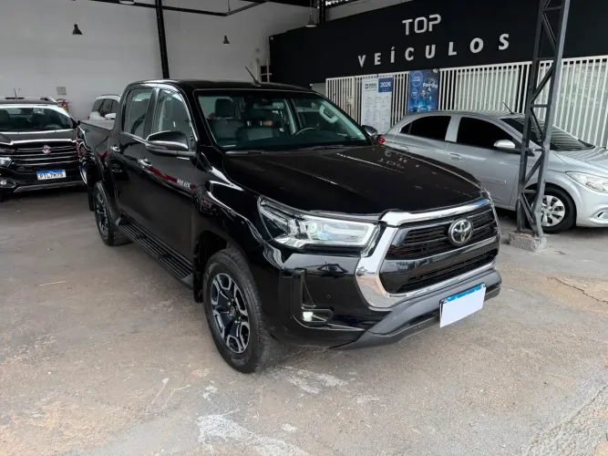 Toyota Hilux CD SRX 4X4 2.8 TDI 16V Diesel Aut. 2021