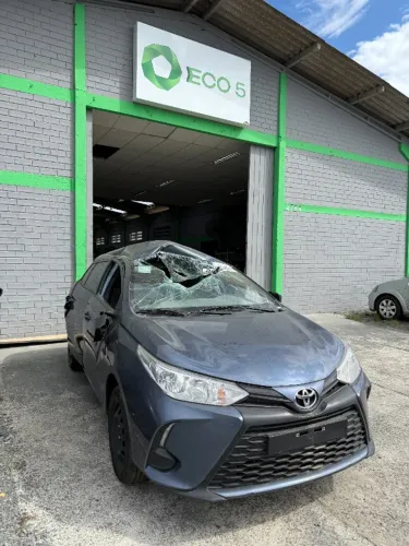 Sucata Toyota Yaris 2025 para retirada de peças