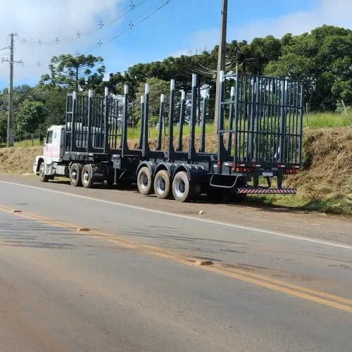 Vendo carreta florestal