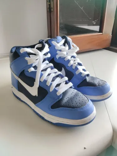 Tênis Nike Dunk Mid azul
