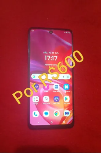Vendo um celular 