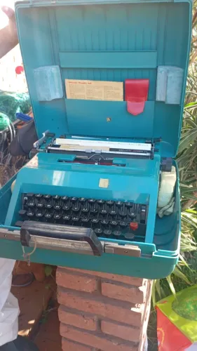 Maquina de escrever completa
