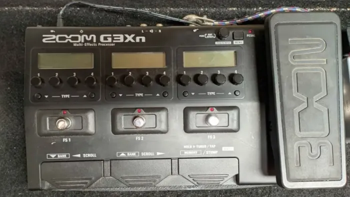 Pedaleira Zoom G3XN