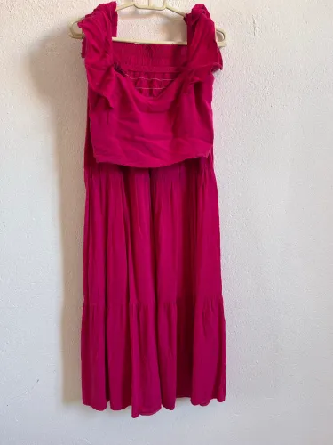 Roupas nunca usadas 