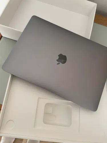 MacBook Air M1