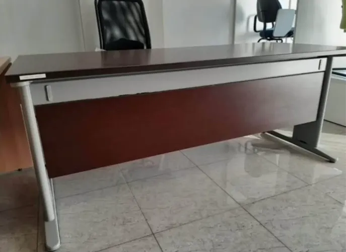 Mesa de escritório 