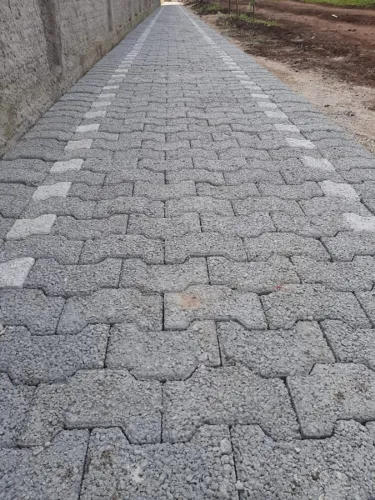 Paver Drenante modelo Asa, Dominó, Pavi-n ou Lajota 45x45x5cm Natural