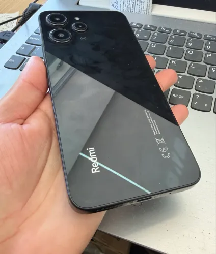 Vende Redmi 12 256gigas