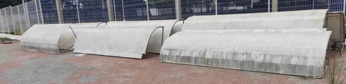 Toldo medindo 3,6x1,05. USADO. EM BOAS CONDIÇÕES