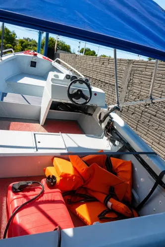 Barco LeveFort 5,5m + Motor Suzuki 40HP 2 Tempos