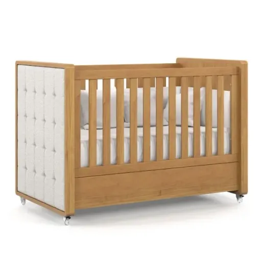 Berço Tutto New 100% MDF com Capitonê e Colchão Cor Freijó - Matic