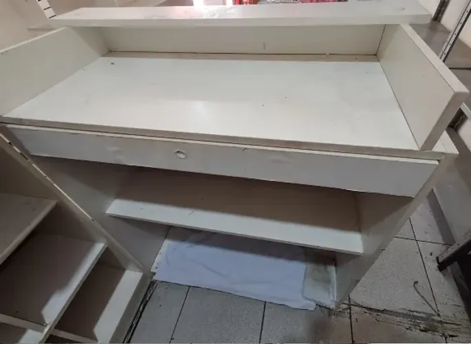 BALCÃO CAIXA USADO