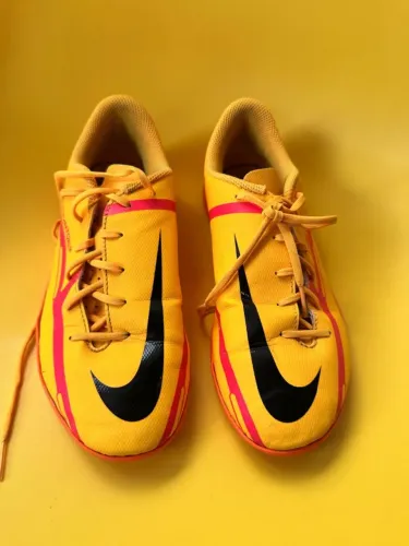 Chuteira Phantom GT2-Academy Nike Futsal - Laranja 