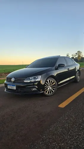 Volkswagen Jetta Comfortline 2.0 T.flex 8V 4P Tipt. 2015