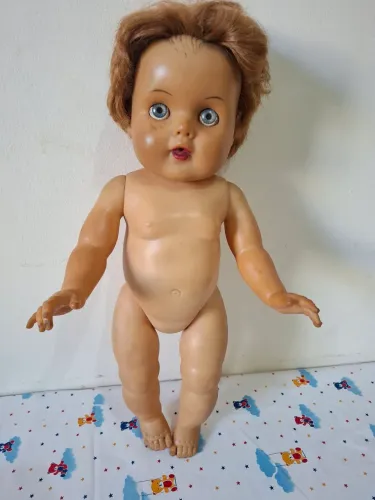 Boneca "Dream Baby" antiga anos 50.