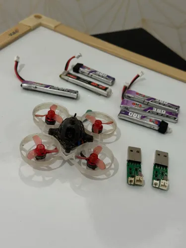 Mobula 6 FrSky + 6 baterias e carregador 