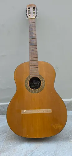 violão GIANINI sem suporte de cordas